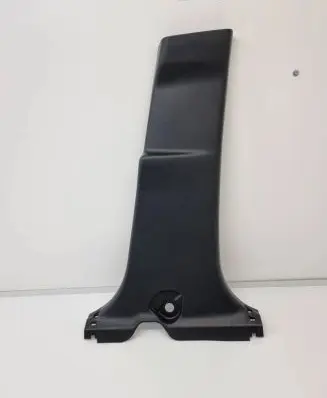 (B) pillar trim (bottom)