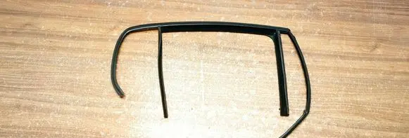 Volkswagen Golf VI Rubber seal rear door window/glass 5K6839432