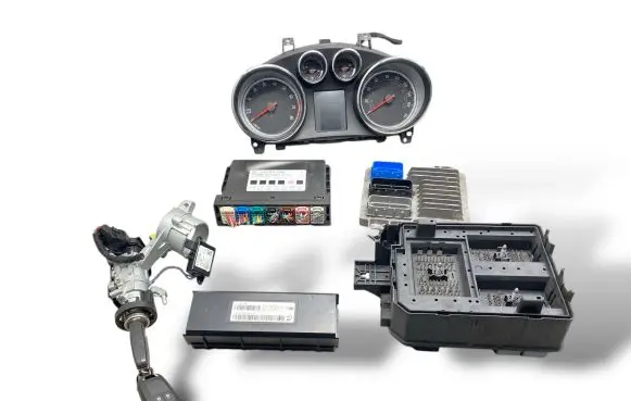 Opel Mokka Engine ECU kit and lock set 12643636 12655499 866AJWK13233HH
