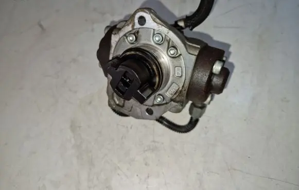 Mazda 6 Fuel injection high pressure pump 2940001661