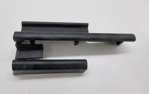 BMW 7 E65 E66 Front driver seat rail 60829010 608290 7007696