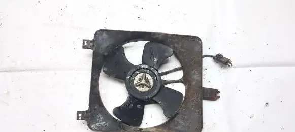 Chevrolet Tacuma Radiator cooling fan shroud