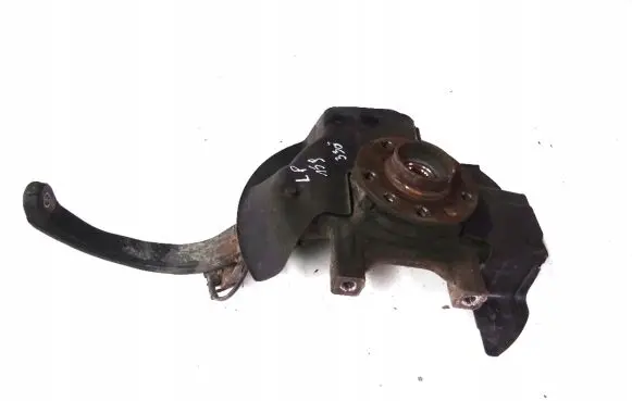 Front wheel hub spindle knuckle