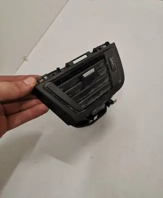 BMW 3 F30 F35 F31 Dash center air vent grill 9218550