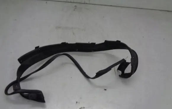 Opel Vectra B Under headlight/headlamp trim 09120389