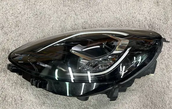 Ford Puma Headlight/headlamp BX726 L1TB13E015EK L90202257