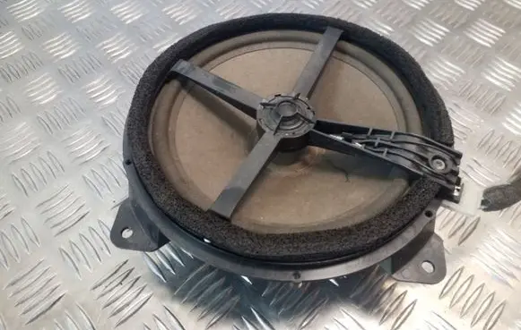 Volvo S60 Parcel shelf speaker 30745942