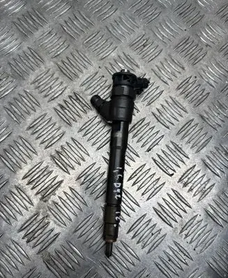 Nissan Qashqai Fuel injector 0445110414