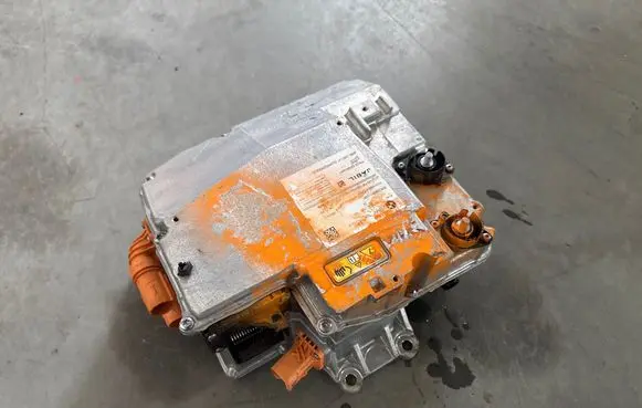 BMW i4 Voltage converter inverter 5a73e28