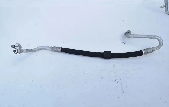 Audi Q3 8U Air conditioning (A/C) pipe/hose 8U0816721Q