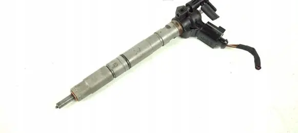 Audi A4 S4 B6 8E 8H Fuel injector 03L130277