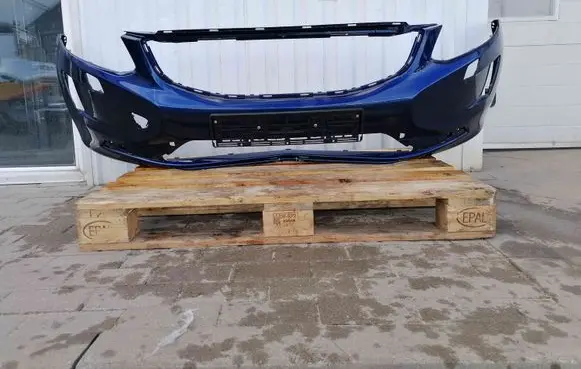 Volvo XC60 Front bumper 31323765