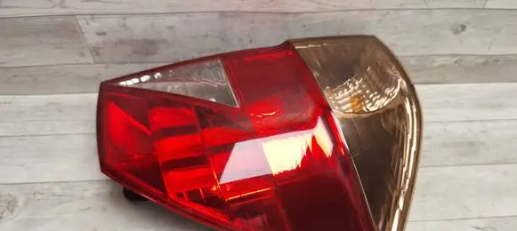Honda FR-V Rear/tail lights