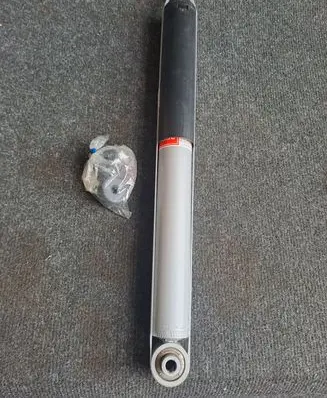 Mercedes-Benz E W124 Rear shock absorber/damper 553177