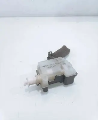 Volvo S80 Central locking motor 8066271