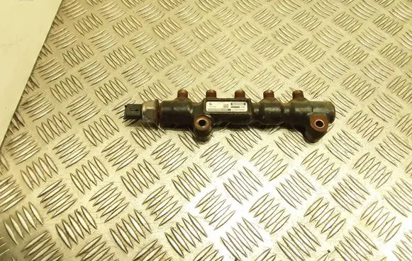 Fuel main line pipe