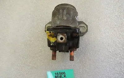 Mitsubishi Pajero Glow plug pre-heat relay MD342751