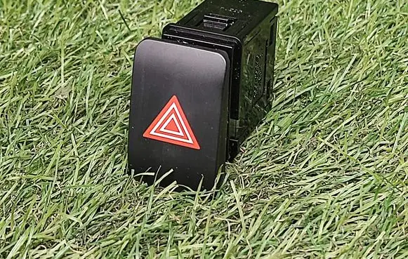 KIA Soul Hazard light switch 299105395