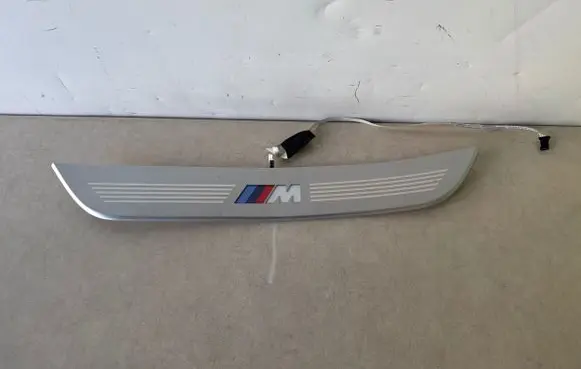 BMW 7 G11 G12 Rear sill trim cover 8061043