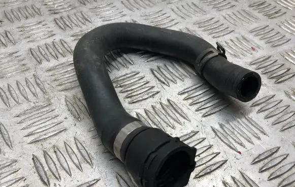 BMW 5 E60 E61 Engine coolant pipe/hose 6917699