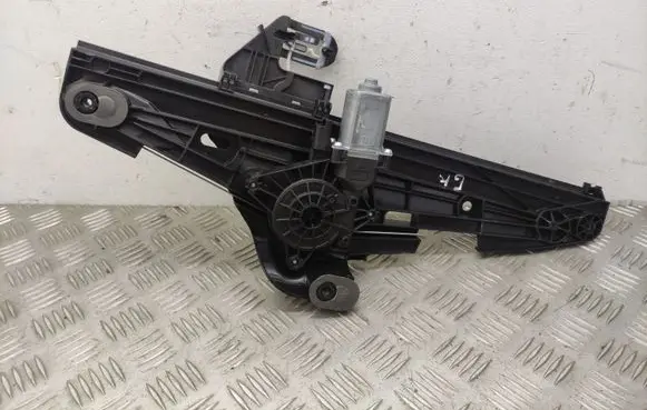 Peugeot 308 Rear door window regulator with motor 9830816080