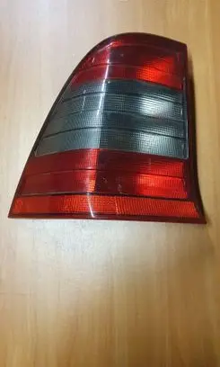 Mercedes-Benz C W202 Rear/tail lights 2028204064