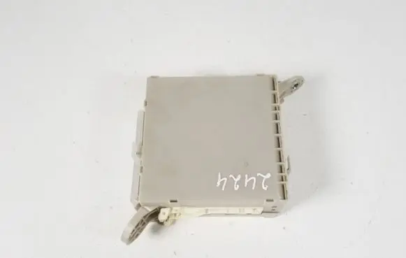 Lexus LS 460 - 600H SAM control unit 8267050091A