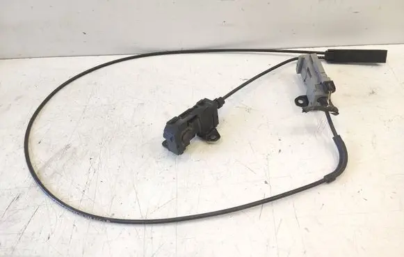Mercedes-Benz C AMG W205 Engine bonnet/hood lock/catch A2048800260