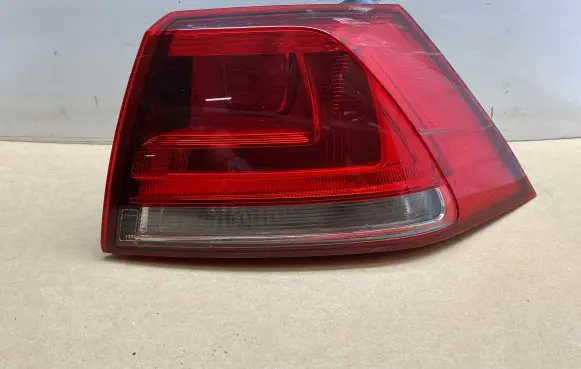 Volkswagen Golf VII Rear/tail lights 5G0945096M