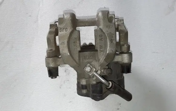 Volkswagen Tiguan Front brake caliper 3Q0615406