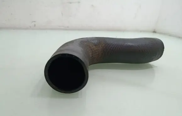 Toyota RAV 4 (XA30) Intercooler hose/pipe