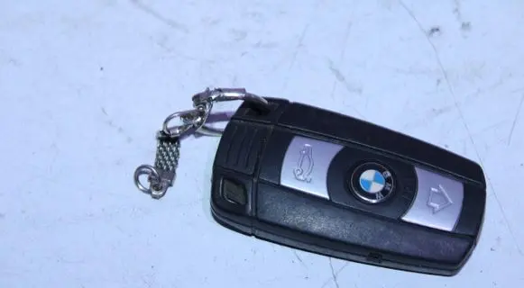 BMW X1 E84 Ignition key/card 