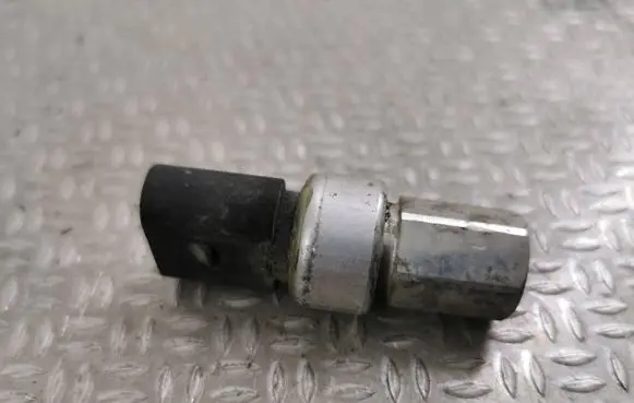 Skoda Fabia Mk2 (5J) Air conditioning (A/C) pressure sensor 1K0959126D 62511 LW8M5