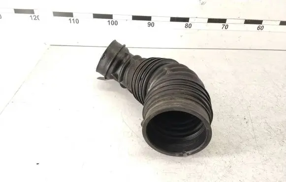 Toyota Avensis T250 Turbo air intake inlet pipe/hose 178800R010
