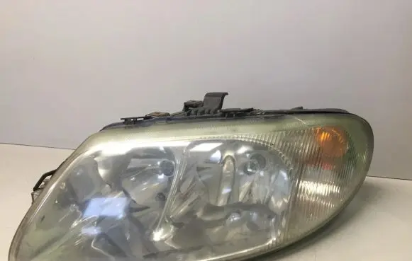 Chrysler Voyager Headlight/headlamp