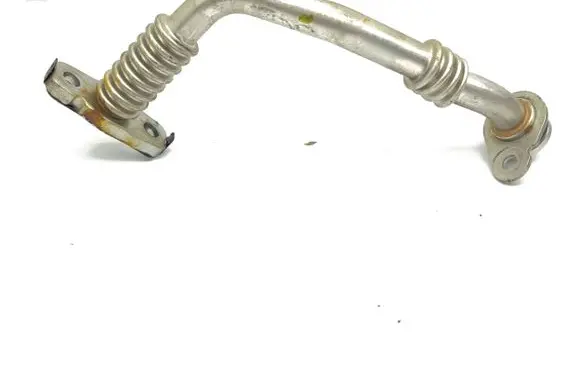 Audi A4 S4 B9 Turbo turbocharger oiling pipe/hose 04L145736E