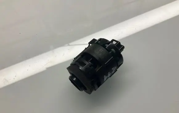 Mercedes-Benz E W211 Interior temperature sensor A2118300272 2118300272