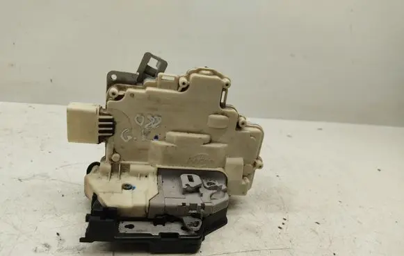 Audi Q7 4L Rear door lock