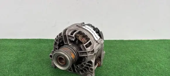 Skoda Fabia Mk1 (6Y) Generator/alternator 028903028D