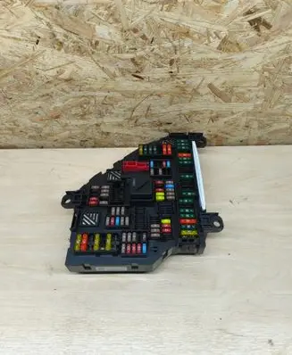 BMW 7 F01 F02 F03 F04 Fuse module 9264924 926492401