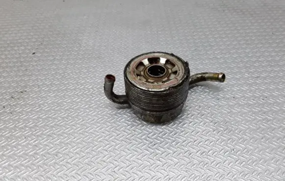 Subaru B9 Tribeca Oil filter mounting bracket