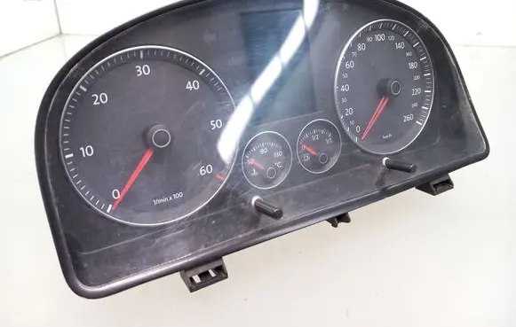 Volkswagen Caddy Speedometer (instrument cluster) 2K0920874