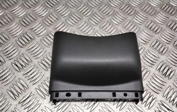 Volvo V70 Steering wheel column trim 8648402