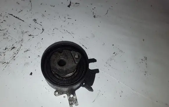 Peugeot 407 Timing belt tensioner pulley 9640828480