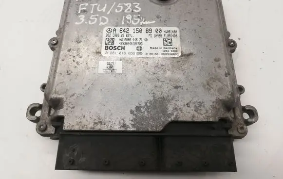 Mercedes-Benz E A207 Engine control unit/module 6421508900
