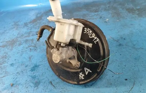 Nissan Versa Brake booster D72103BA0B