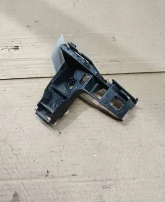 Volkswagen Golf VII Rear bumper mounting bracket 5G6807394A
