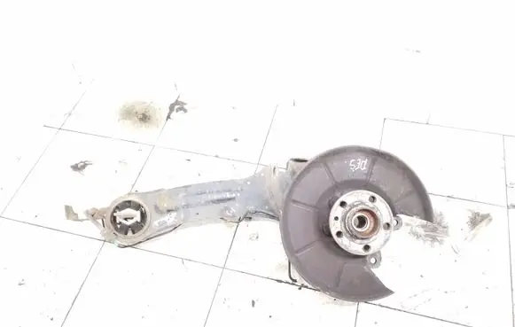 Rear wheel hub spindle/knuckle