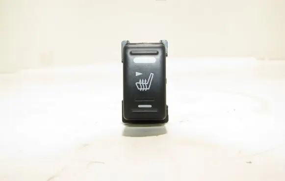 Nissan Pathfinder R51 Seat heating switch kodo