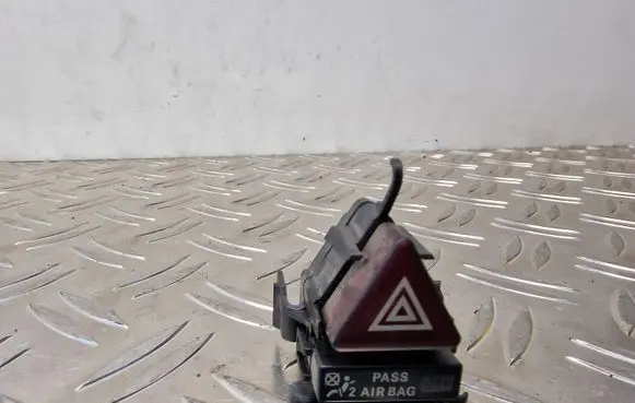 Mercedes-Benz B W245 Hazard light switch A1698203610